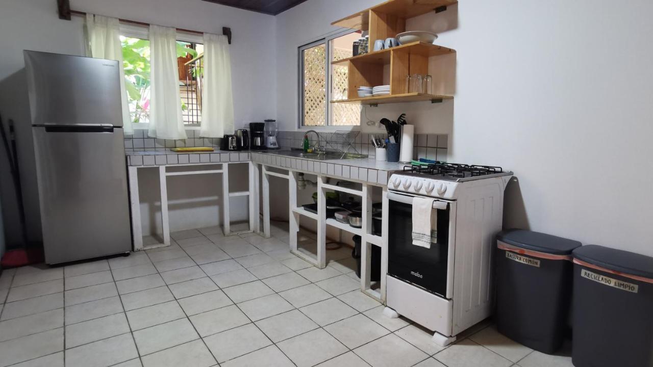 Colibri - 4 Min Walk To The Beach!